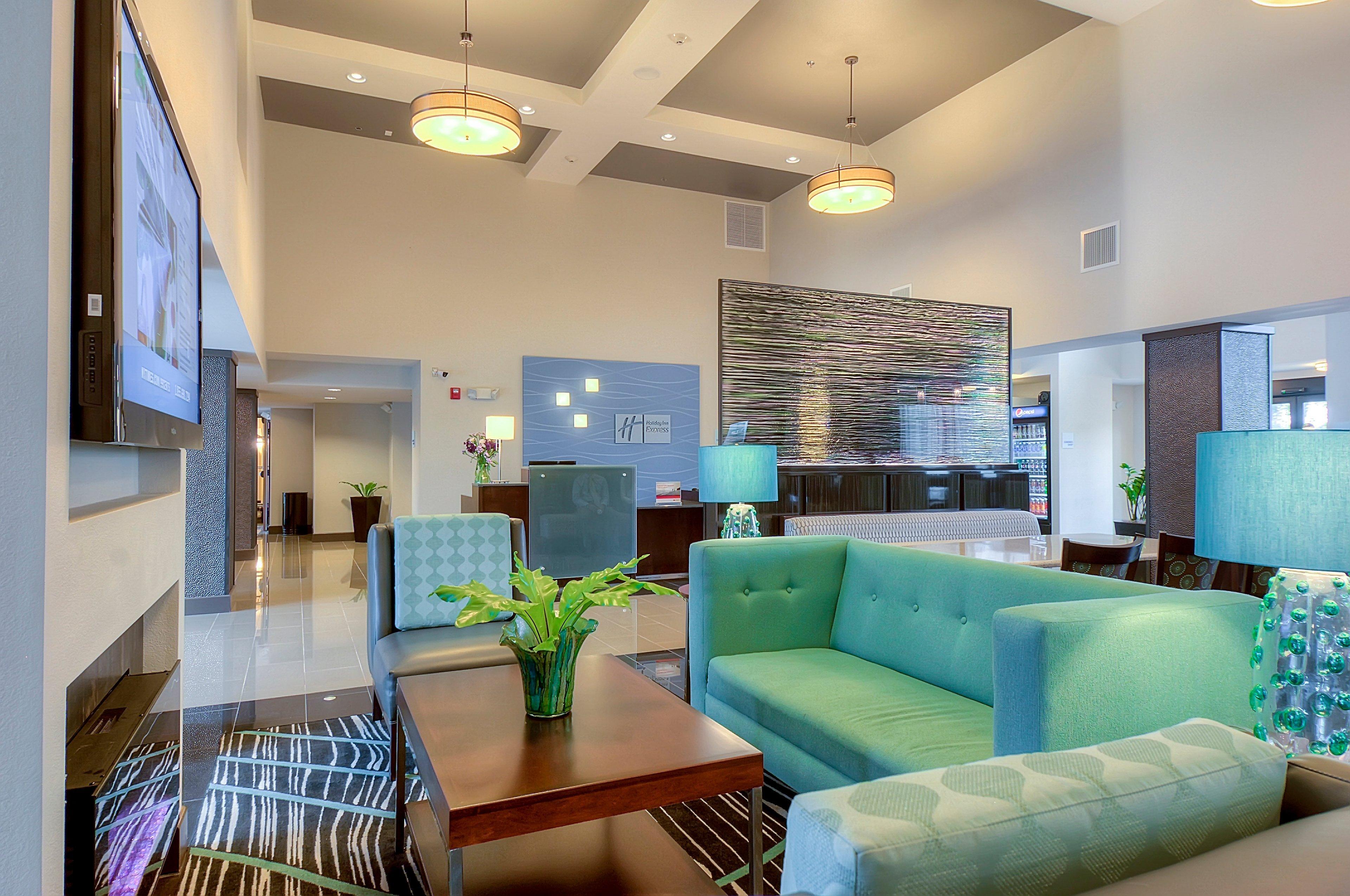 Holiday Inn Express Hotel & Suites Carlsbad Beach By Ihg Exterior photo
