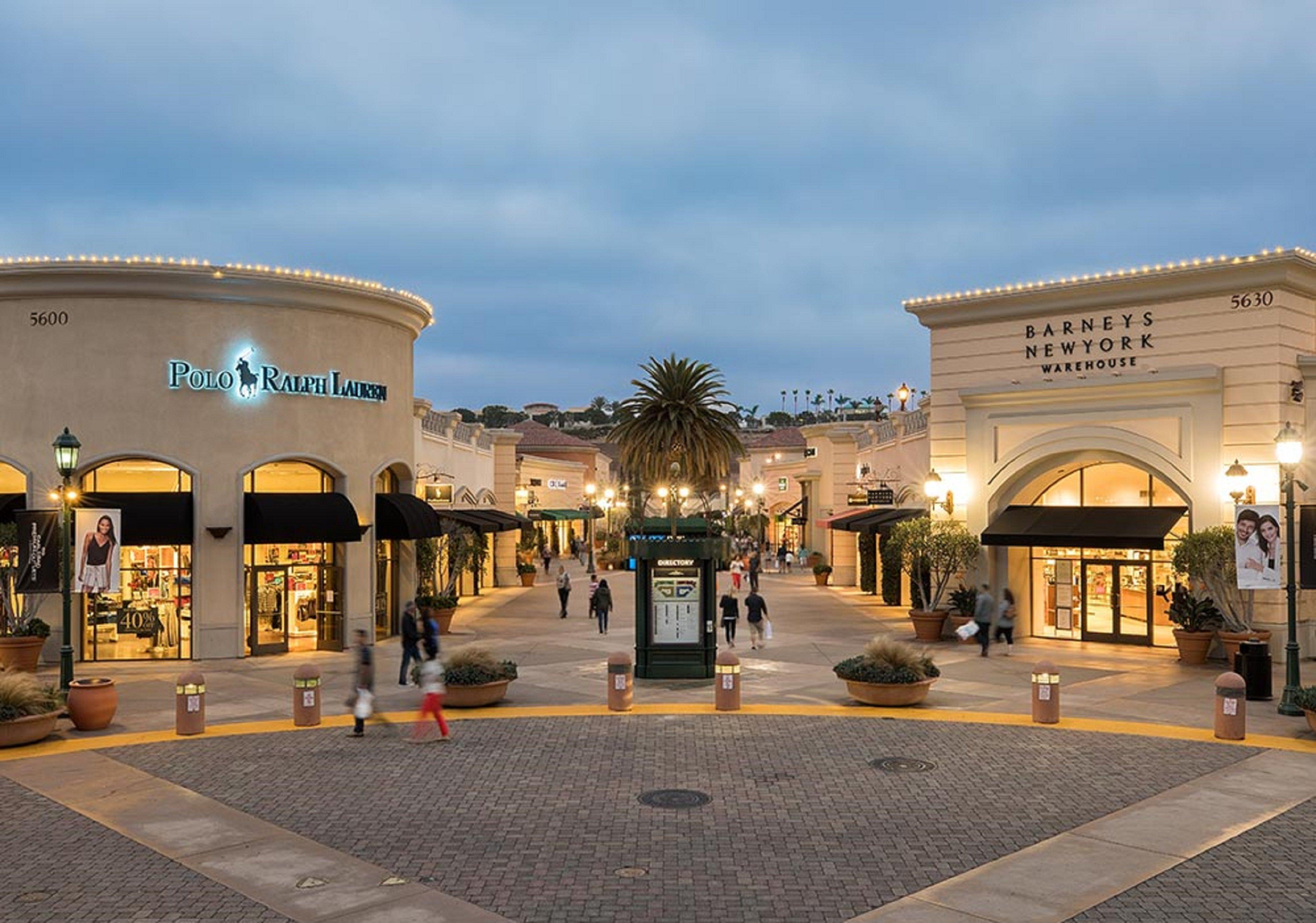 Holiday Inn Express Hotel & Suites Carlsbad Beach By Ihg Exterior photo
